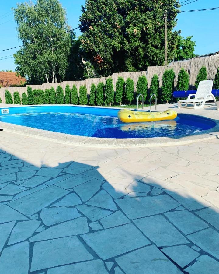 Willa Mika'S Poolhouse Belgrad Zewnętrze zdjęcie